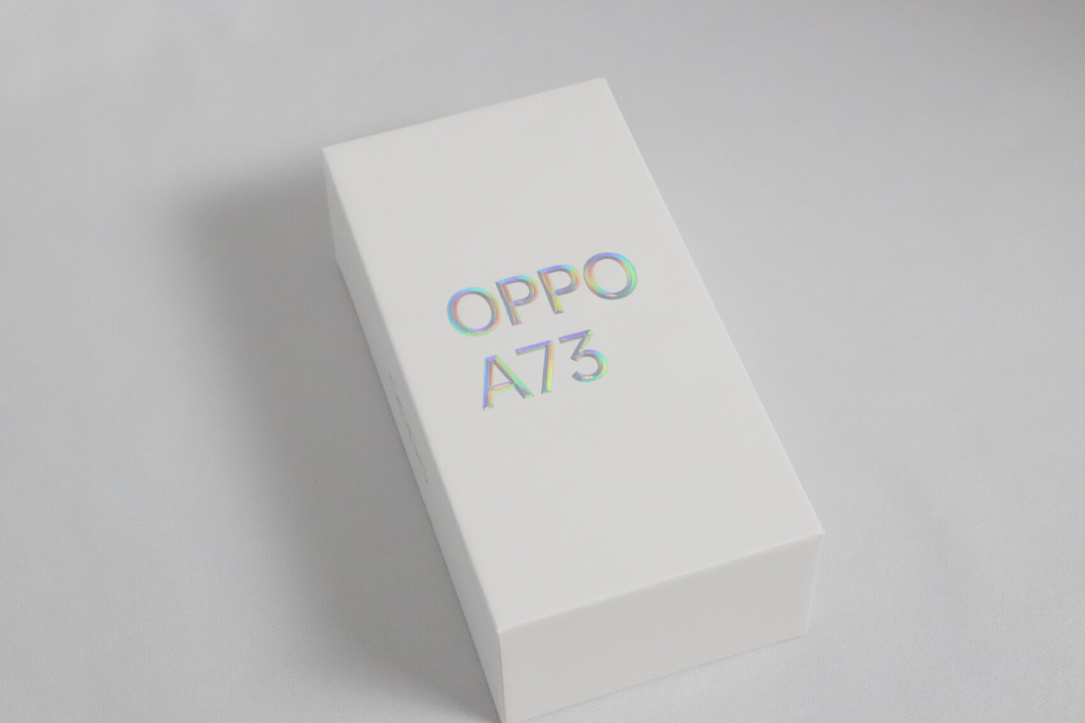 【OPPO A73 実機レビュー】3万円で買えるeSIM対応の万能スマホを開封！ | スマ情